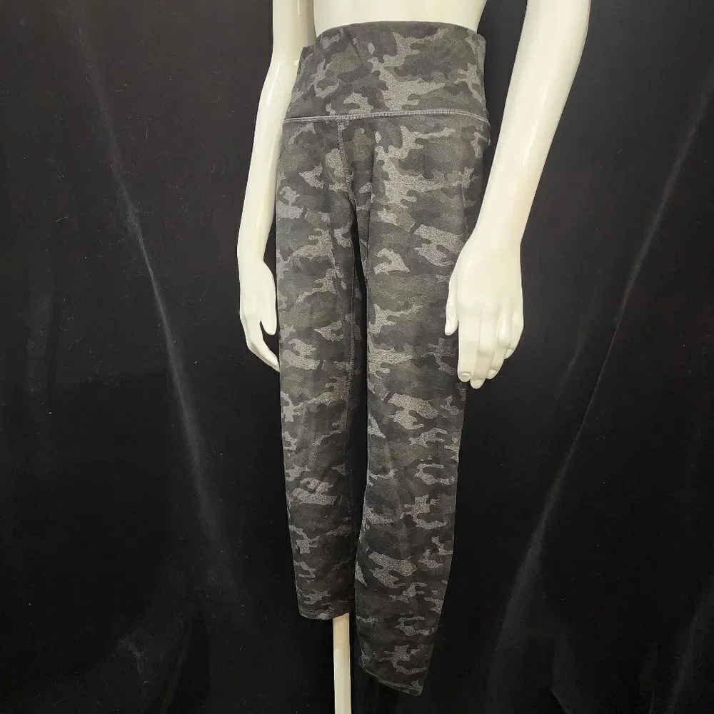 Fabletics Powerhold Gray & Black Camo Leggings - Picture 3 of 7